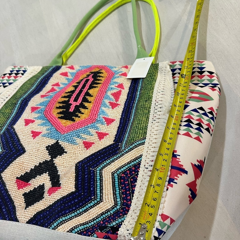 Trendy Multicolor Geometric Tote Bag - Picture 6 of 6